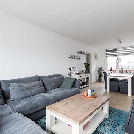 Nice Spacious House Near Schiphol And Citycentre Zwanenburg Exteriör bild